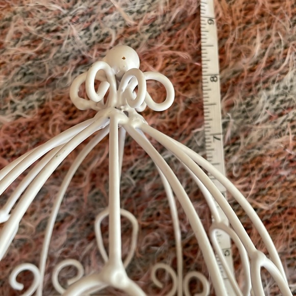 Cinderella White Metal Carriage - Picture 7 of 7